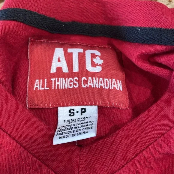 Oh Canada! Glorious and free! Men’s jersey. Size small. - Picture 3 of 3